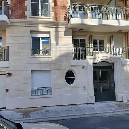 Rum i privatbostad De Luxe Avec Terrasse *